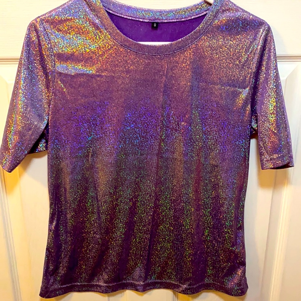 Women’s Size Small Purple holographic short sleeve T-shirt